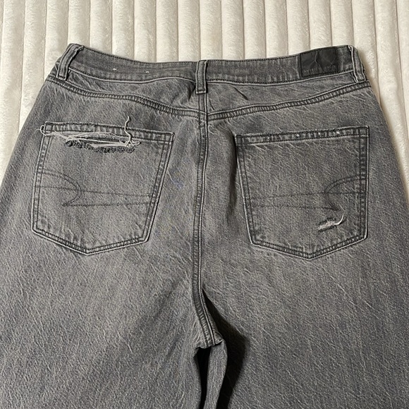 American Eagle Mom Jean | Size 12 Short - Picture 9 of 10